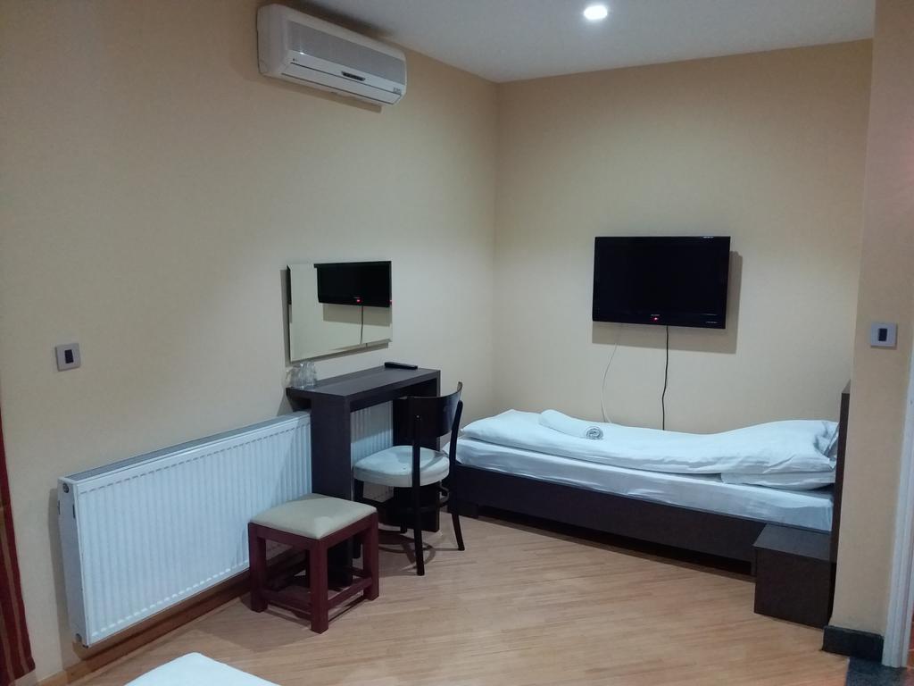 Hotel Vila Hayat Saraybosna Dış mekan fotoğraf