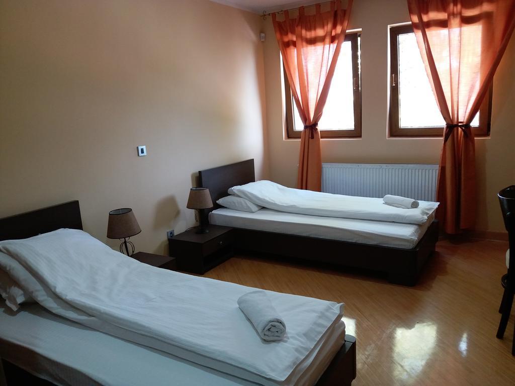 Hotel Vila Hayat Saraybosna Dış mekan fotoğraf