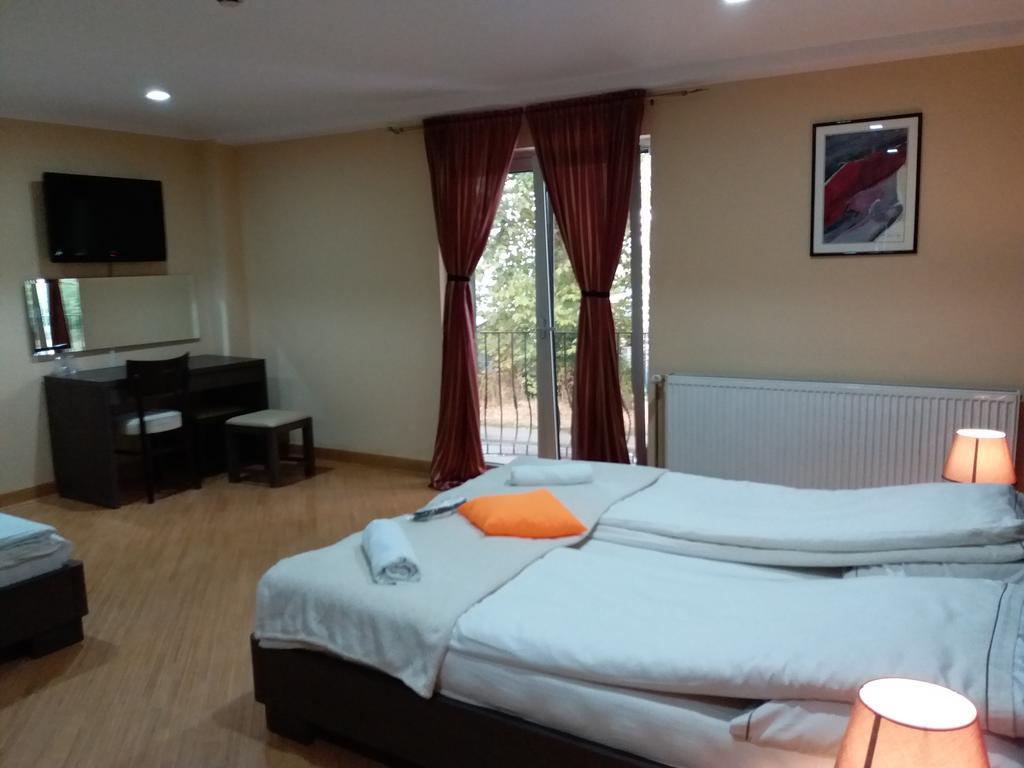 Hotel Vila Hayat Saraybosna Dış mekan fotoğraf