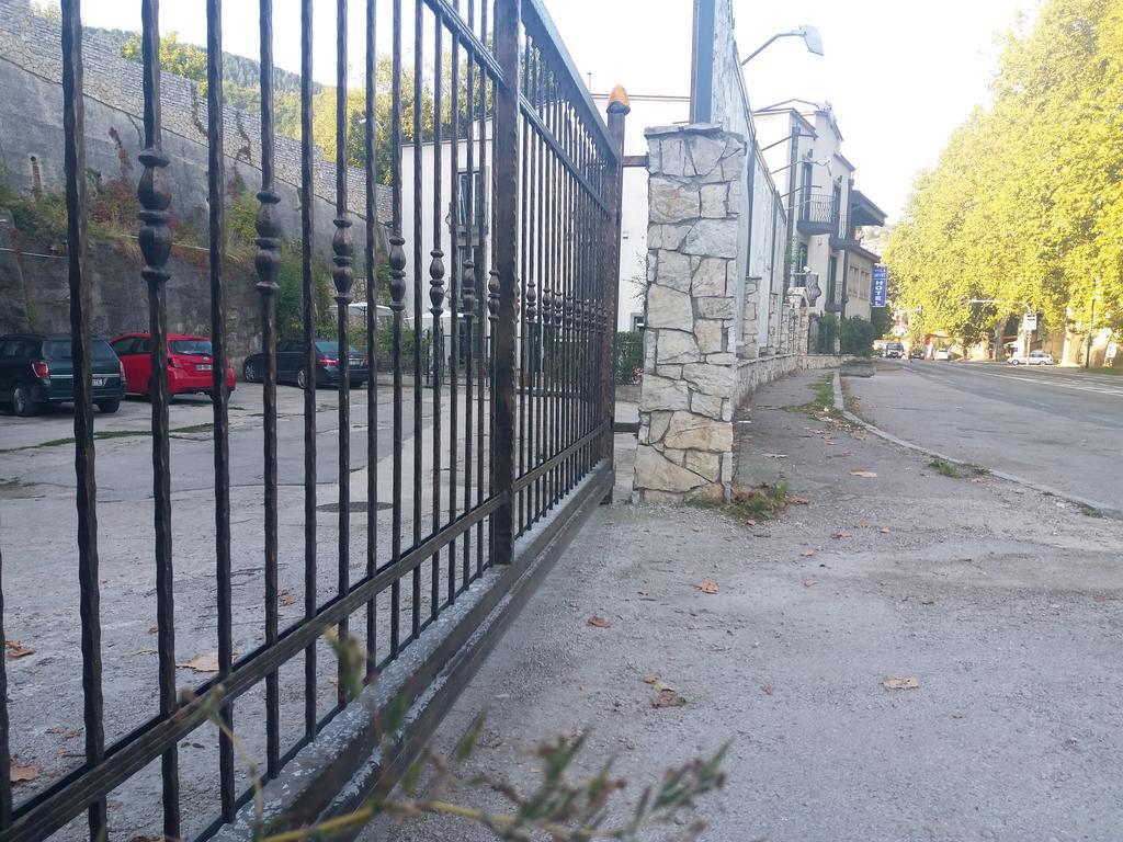Hotel Vila Hayat Saraybosna Dış mekan fotoğraf